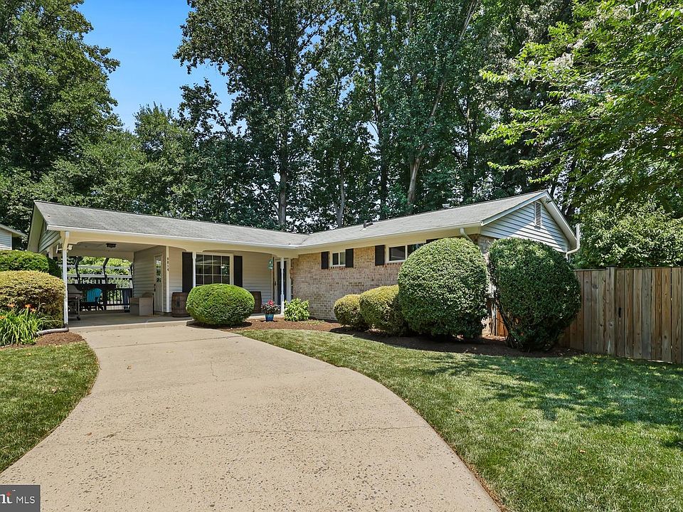 1st image of 9814 Covent Ct