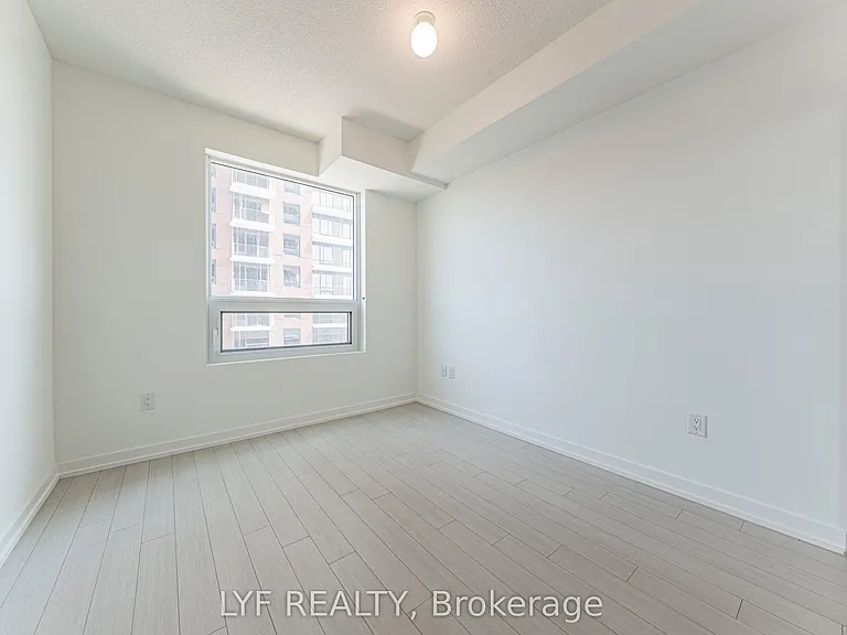 4010 Eglinton Ave W #922 — Photo 15