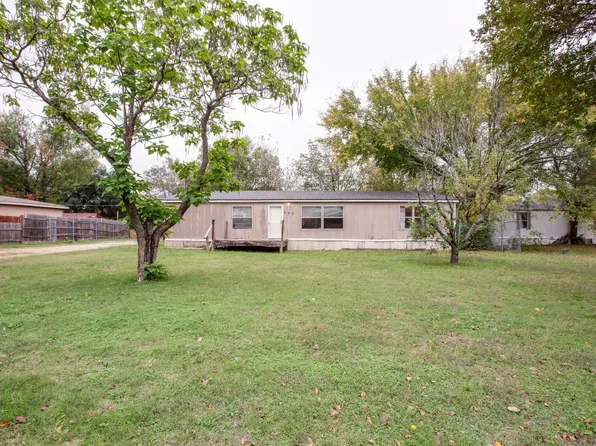 440 Watsonwood St #67, Dallas, TX 75253