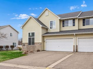 3200 Juniper Cir APT D, Woodbury, MN 55125