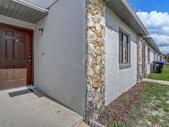 4th image of 2719 Hunt Club Ln
