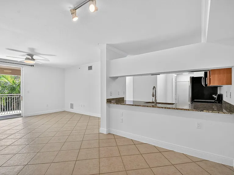 6511 Emerald Dunes Dr #304 — Photo 16