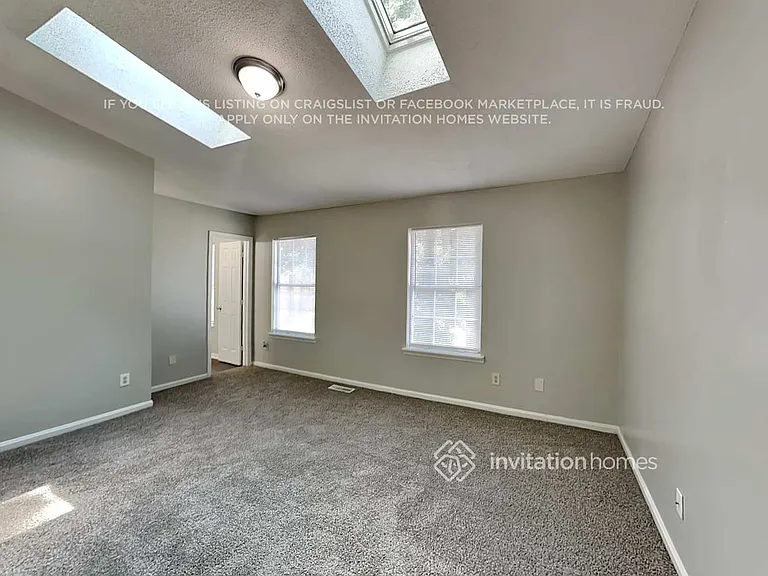 7025 Markway Dr — Photo 13