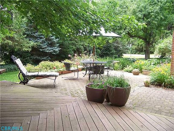 3rd image of 9357 Chester Dr NW