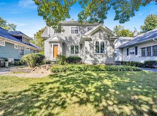 278 Lawton Rd, Riverside, IL 60546