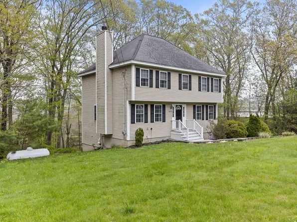 2240 Turnpike St, North Andover, MA 01845