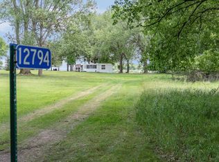 12794 Bayview Rd, South Haven, MN 55382