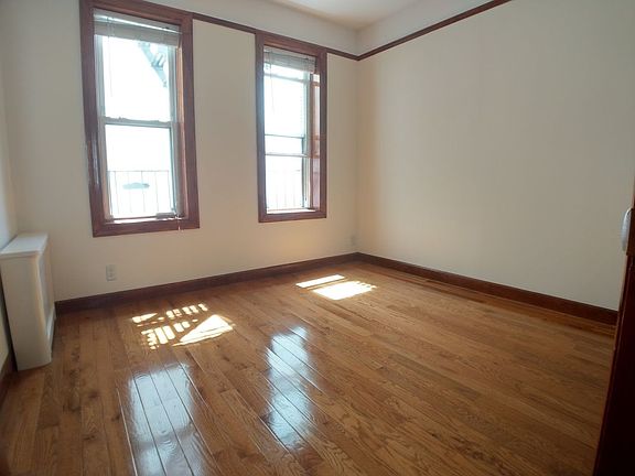4th image of 610 67th St APT 3