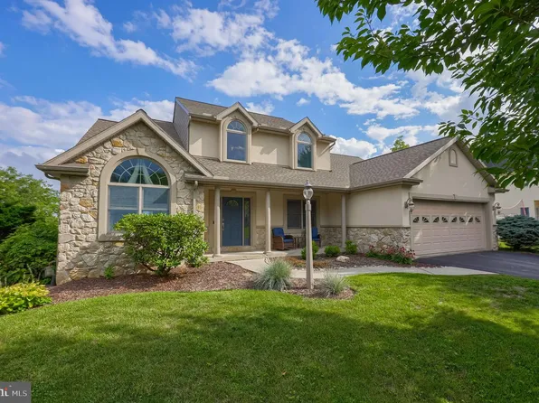 10 Ness Ct, Seven Valleys, PA 17360