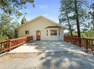 530 Villa Grove Ave, Big Bear City, CA 92314