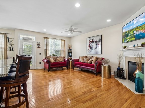 4th image of 5 Alexanders Rd