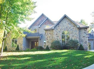 365 Saint Andre Dr, Valparaiso, IN 46383