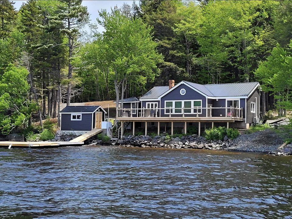 1st image of 31 Lake Shore Dr