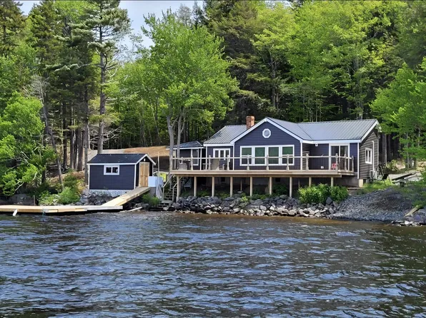 31 Lake Shore Dr, Digby, NS B0W 1H0