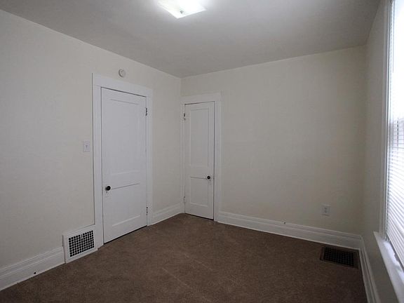3rd image of 2716 Belmont St