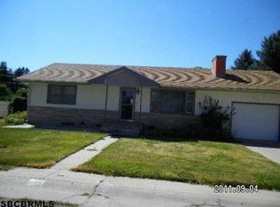 606 Cedar St, Kimball, NE 69145