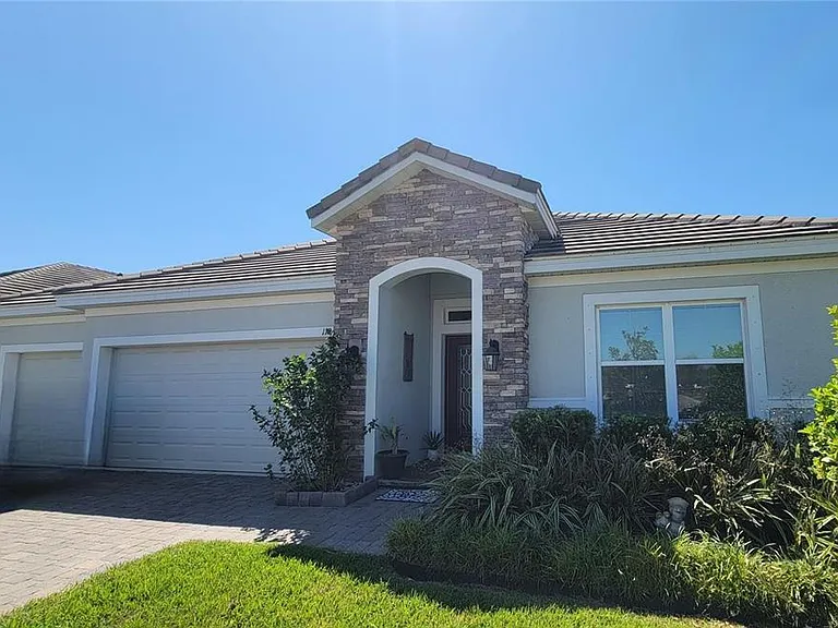11945 Sand Myrtle Rd — Photo 1