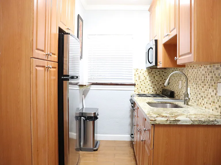 8101 Abbott Ave #8 — Photo 4