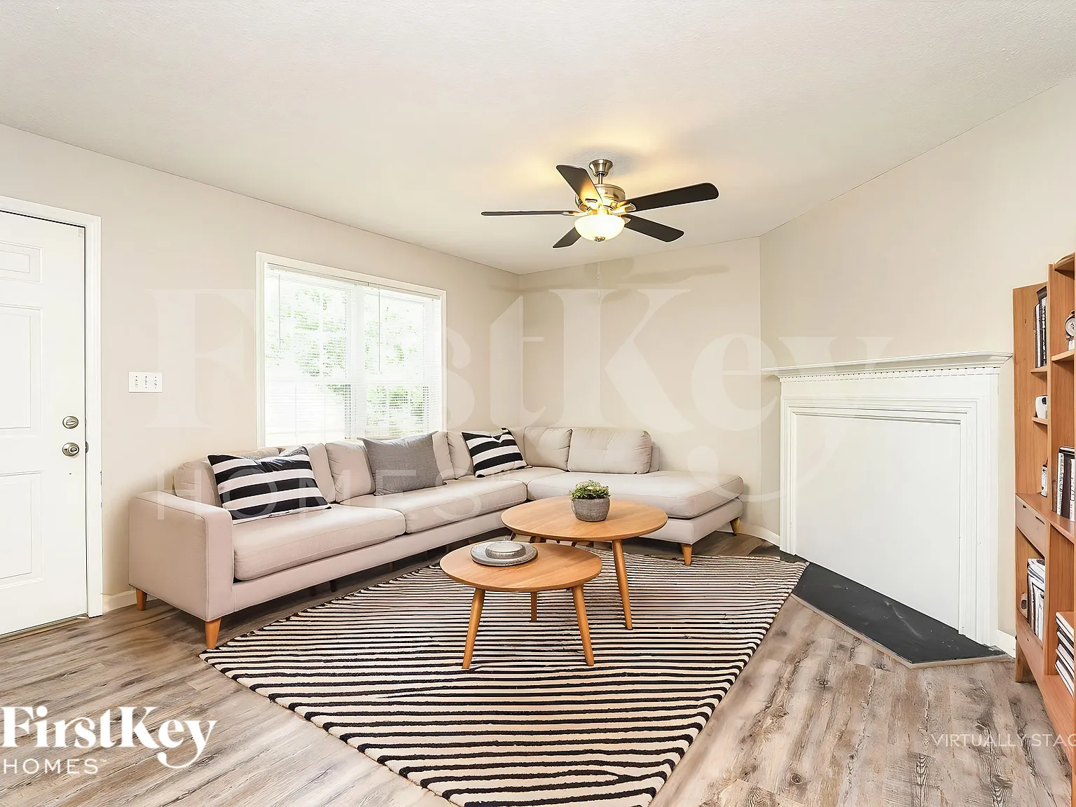 3 bed, 2.0 bath, 1404 sqft, $1,560 — Photo 4
