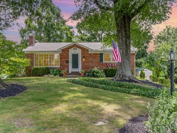 605 Lake Knoll Ct, Erlanger, KY 41018