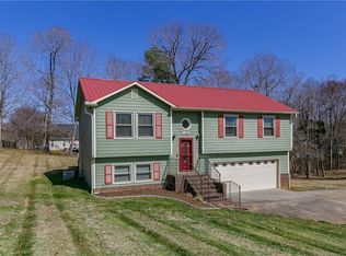 1106 Noah Rd, Graham, NC 27253