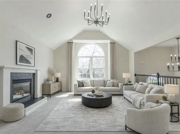 7908 NE 112th St, Kansas City, MO 64157