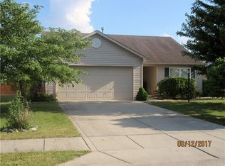 1635 Sweetwater Ln, Greenfield, IN