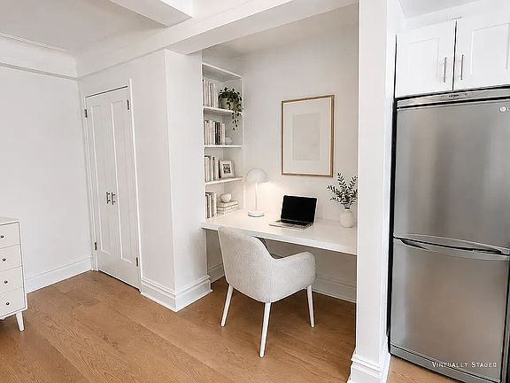 2nd image of 333 E 53rd St APT 9N