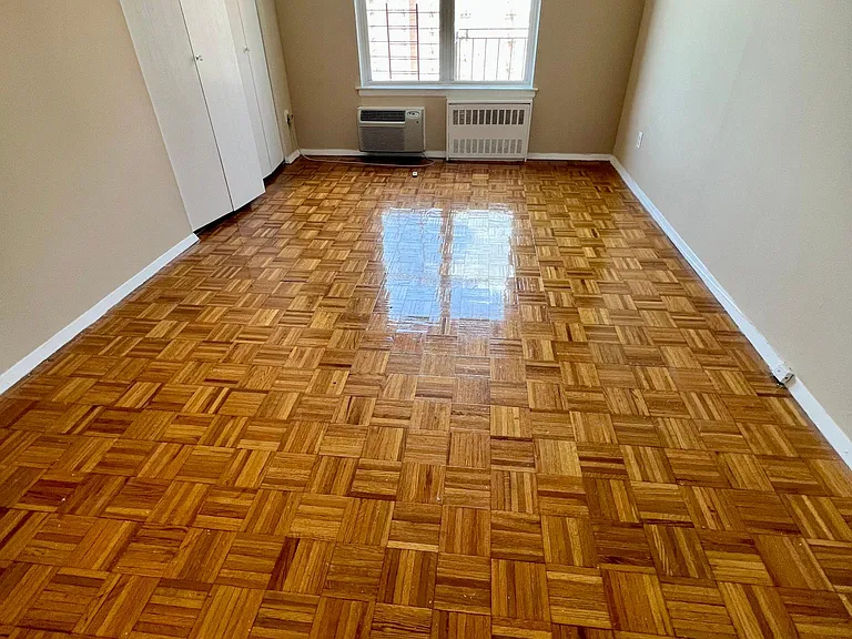 4430 Douglaston Pkwy #3J — Photo 14