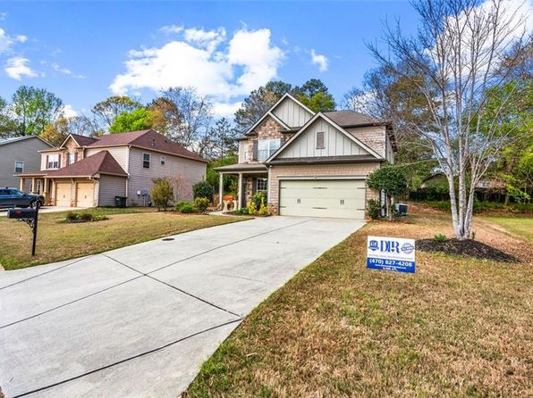 635 Crosswinds Cir, Marietta, GA 30008