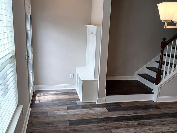 4th image of 1029 Milson Ln