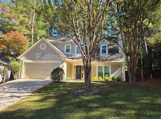 940 Club Chase Ct, Roswell, GA 30076