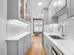 4 Crawford St APT 4, Cambridge, MA 02139