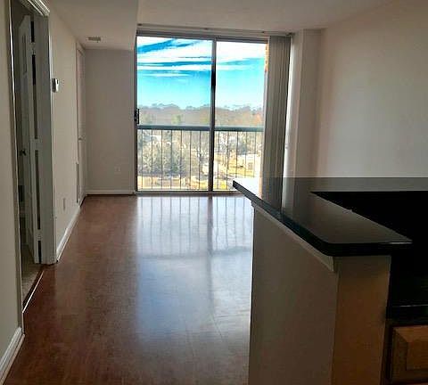 2nd image of 4808 Moorland Ln #Penthouse