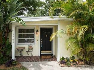 3205 W Oakellar Ave, Tampa, FL 33611