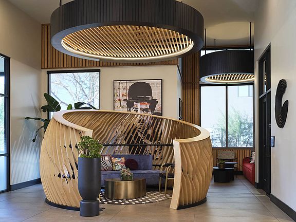 Clubhouse Leasing
