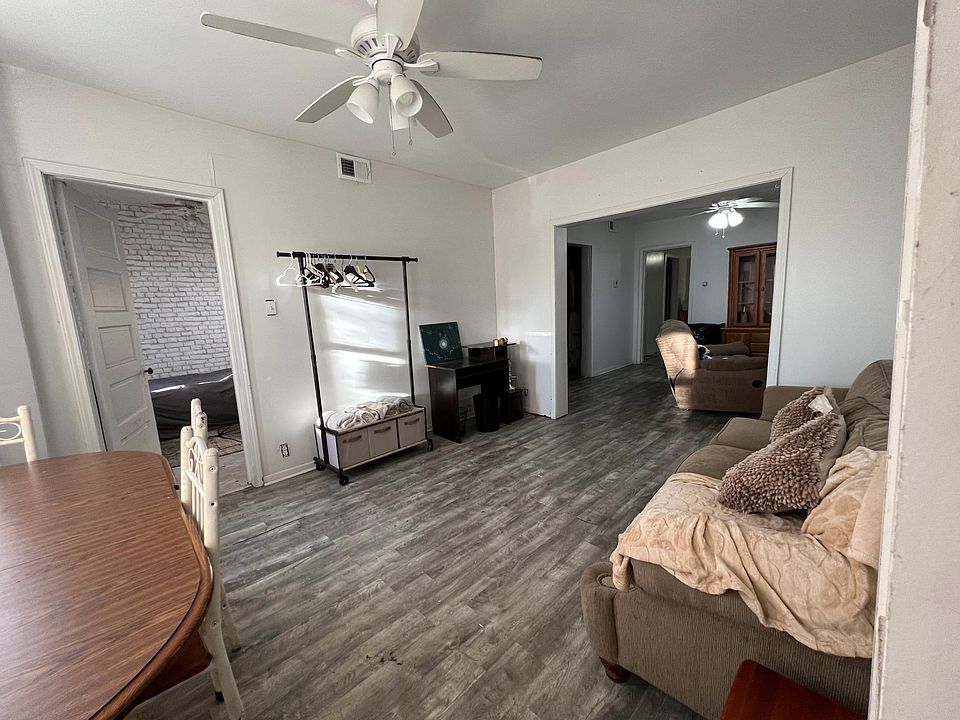 1st image of 3613 Grand Blvd Unit 2