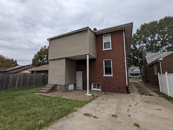 2nd image of 2510 Edison Ave
