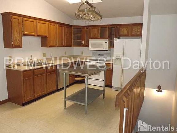 5th image of 4602 Yorkshire Dr