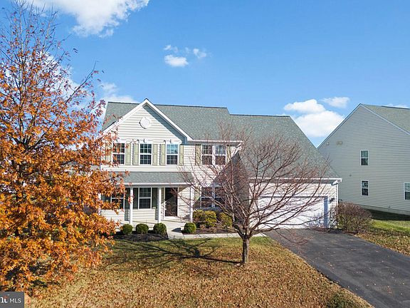 2nd image of 18234 Misty Acres Dr