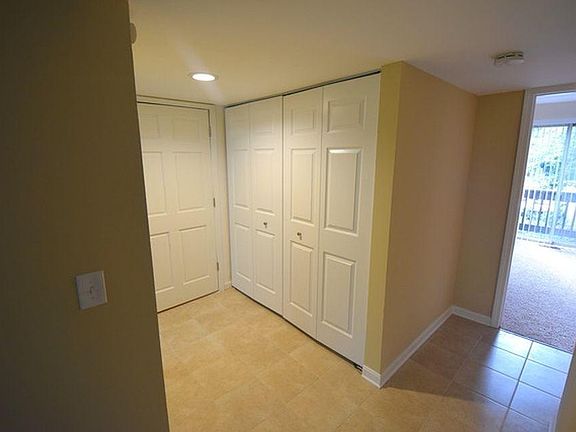 4th image of 5513 Lakeside Dr APT 2A