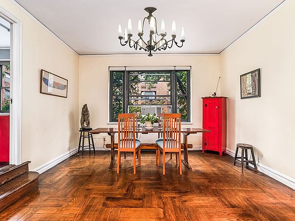 4th image of 225 E 74th St APT 3G