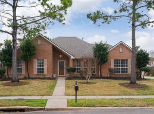 809 Piney Ridge Dr, Friendswood, TX 77546