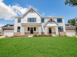 2610-2612 W Wind Dr, Valparaiso, IN 46385