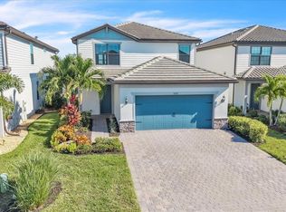 16317 Pine Mist Dr, Lakewood Ranch, FL 34211