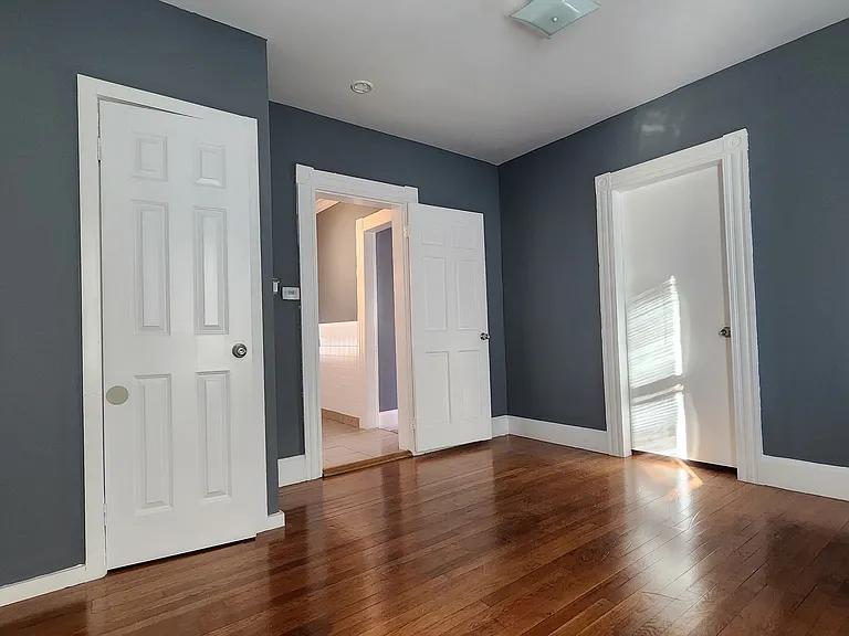 207 Sheridan St #2 — Photo 16