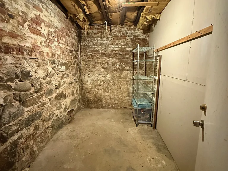 221 Shurtleff St #6 — Photo 17