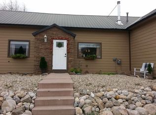 208 Ridgeway Ave, Hot Sulphur Springs, CO 80451
