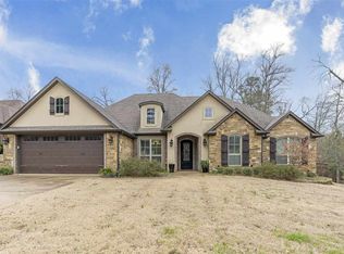 2100 Winding Run Ln, Longview, TX 75605