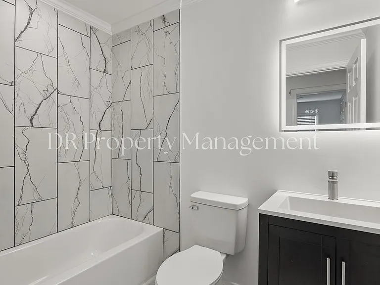 1708 Martin Luther King Dr — Photo 14